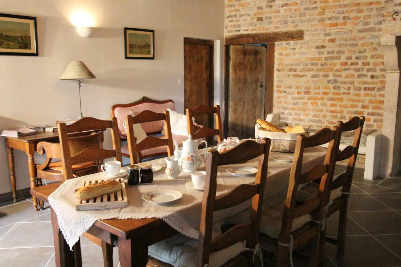 Bed and Breakfast Le Domaine Du Mijarnier Montbeugny Zewnętrze zdjęcie